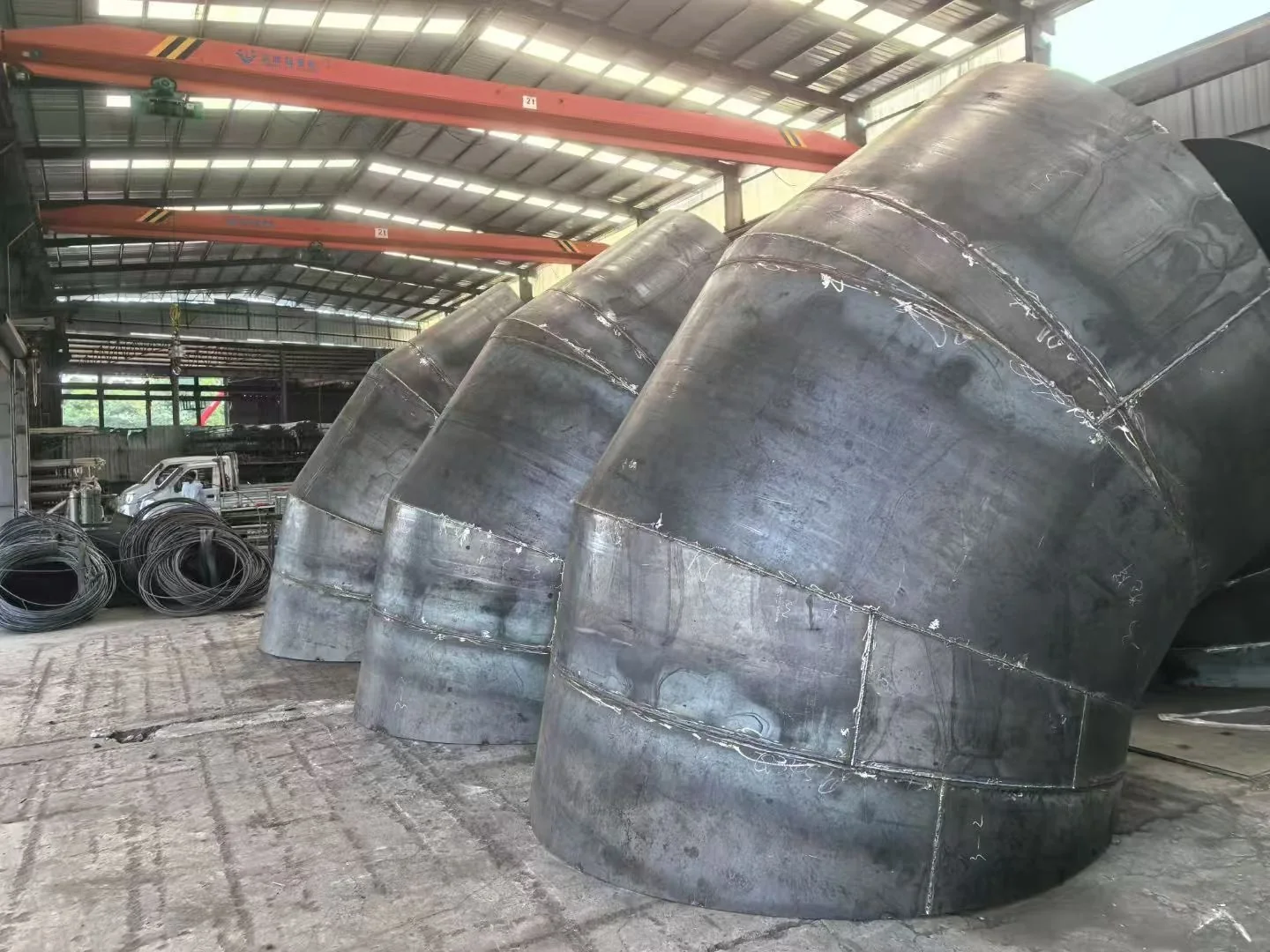 Large made-to-drawing welded steel elbow